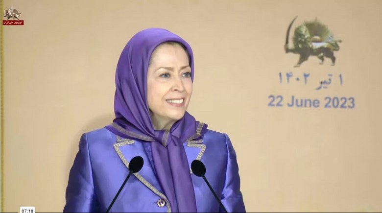 صحبتهای خانم #مریم_رجوی درپایان جلسه ویژه ۲ رئیس‌جمهور و ۴ نخست‌وزیر پیشین  در پاریس - #FreeIran2023