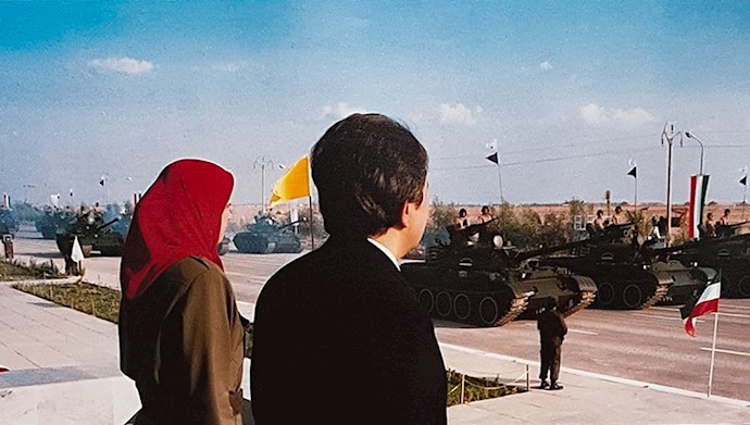  ۲۶مهر ۱۳۷۰ـ رژه بزرگ یکانهای نمونه ارتش آزادیبخش ملی ایران در اشرف - #قیام_سراسری #قیام_تا_سرنگونی